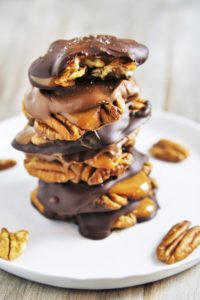 Homemade Chocolate Pecan Turtles The Tasty Bite