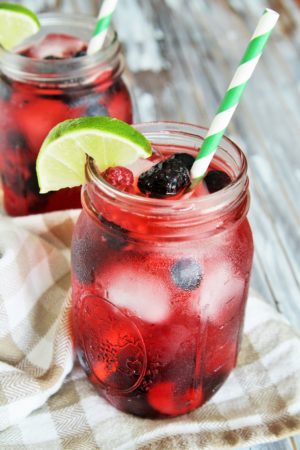 Starbucks Copycat Very Berry Hibiscus Refresher - The Tasty Bite