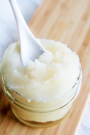 DIY Lemongrass Honey Sugar Scrub - The Tasty Bite