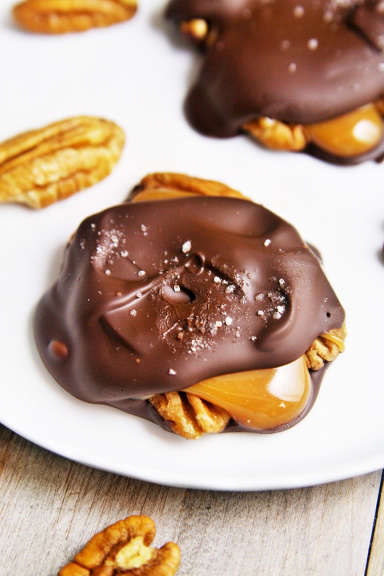 homemade-chocolate-pecan-turtles-the-tasty-bite