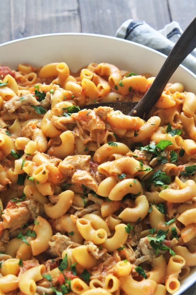 Creamy Chicken Tinga Pasta - The Tasty Bite