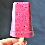 Healthy 3-Ingredient Berry Yogurt Popsicles