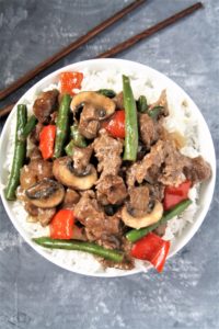 Made in one skillet with big, bold flavors, this Panda Express Copycat Black Pepper Angus Steak recipe is easy and delicious. The perfect weeknight dinner that is ready to be enjoyed in 15 minutes