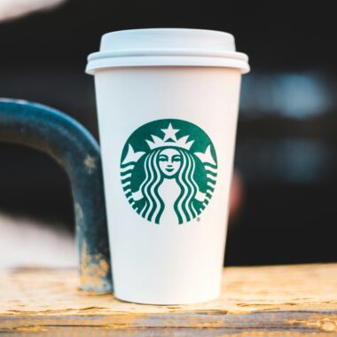 For those who love the taste of coffee but want to skip the caffeine buzz, Starbucks offers a variety of caffeine-free options to suit every preference.