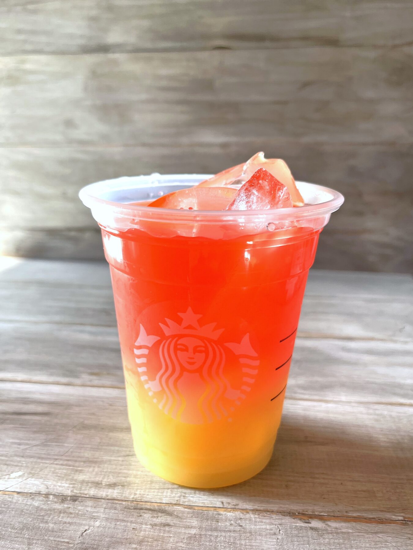 Starbucks lovers and social media foodies are buzzing about the Sunset Drink, a secret menu item known for its beautiful ombre effect and refreshing taste. Perfect for a hot summer day, this fruity beverage features distinct layers of color and flavor, making it a delicious drink to try at home.