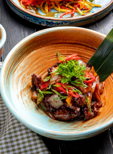 When it comes to iconic dishes from China that showcase the diversity of its regional cuisines, few dishes exemplify this more than Szechuan Beef and Hunan Beef.