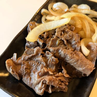 This Easy Bistek Tagalog recipe highlights the rich flavors of Filipino cuisine, featuring tender marinated beef infused with a savory and tangy marinade of calamansi juice, soy sauce, and garlic. Served with steamed rice, it’s a comforting and satisfying dish that will impress family and friends.