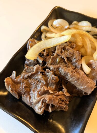 This Easy Bistek Tagalog recipe highlights the rich flavors of Filipino cuisine, featuring tender marinated beef infused with a savory and tangy marinade of calamansi juice, soy sauce, and garlic. Served with steamed rice, it’s a comforting and satisfying dish that will impress family and friends.