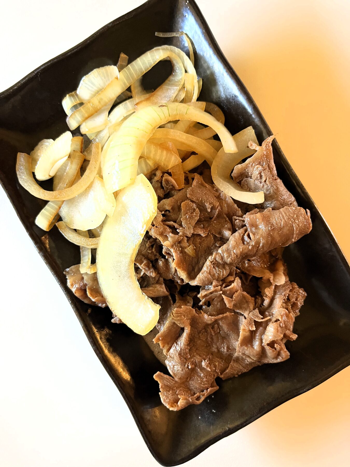 This Easy Bistek Tagalog recipe highlights the rich flavors of Filipino cuisine, featuring tender marinated beef infused with a savory and tangy marinade of calamansi juice, soy sauce, and garlic. Served with steamed rice, it’s a comforting and satisfying dish that will impress family and friends.