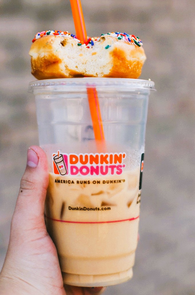 Dunkin’ has introduced a refreshing new beverage to their lineup: Sunrise Batch Coffee. Promising to be a vibrant addition to your morning routine, this limited-time offering comes in both hot and iced versions, designed to energize your day with its bright flavors. Here's my honest, unbiased review