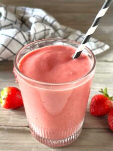 Wondering if Wendy's Frosty is dairy-free? Spoiler: it's not! But don’t worry—we’ve got a scrumptious dairy-free strawberry frosty recipe for you to try, plus fun variations like a chocolate frosty!