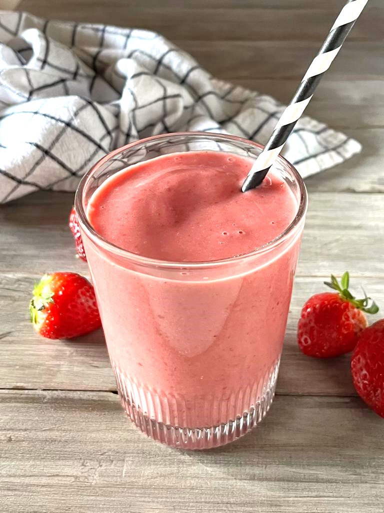 Wondering if Wendy's Frosty is dairy-free? Spoiler: it's not! But don’t worry—we’ve got a scrumptious dairy-free strawberry frosty recipe for you to try, plus fun variations like a chocolate frosty!