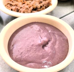 Whether you're looking for a delicious addition to your Polynesian puree repertoire or trying new things inspired by Hawaiian luaus, this taro-based puree recipe is for you.