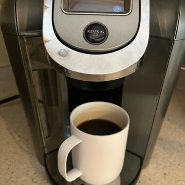 This post explores the function of the strong button on Keurig machines, explaining how it enhances the brewing process to deliver a stronger, bolder cup of coffee or tea by adjusting factors like brew time, water amount, and flavor extraction.