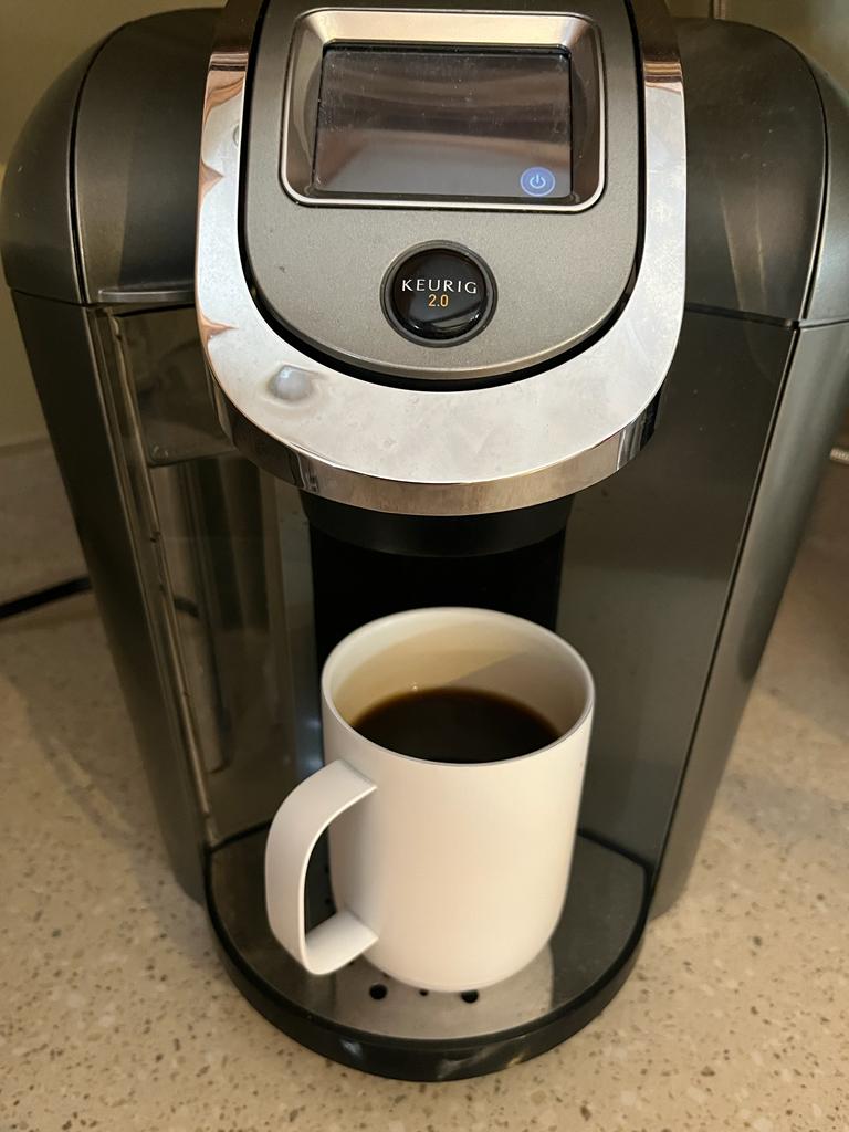 This post explores the function of the strong button on Keurig machines, explaining how it enhances the brewing process to deliver a stronger, bolder cup of coffee or tea by adjusting factors like brew time, water amount, and flavor extraction.