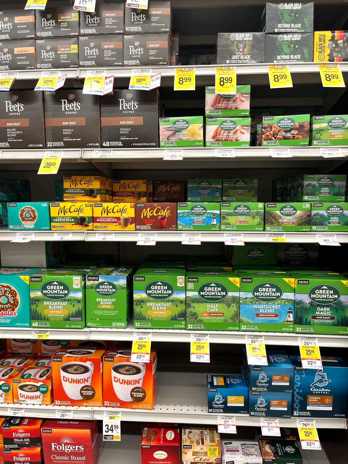 Discover the 15 best dark roast K-Cups for your Keurig machine. From bold flavors to rich body and smooth finishes, these dark roast coffee pods deliver an energizing and satisfying cup with every brew. Perfect for coffee lovers who crave a strong, full-bodied coffee experience.