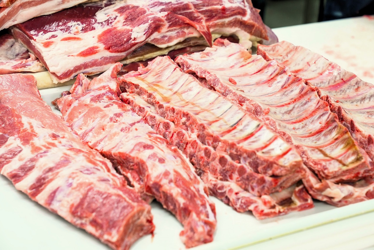 Discover the difference between baby back ribs and spare ribs, including their flavor, texture, and cooking methods. Learn which type of pork rib is perfect for your next BBQ or grilling session!