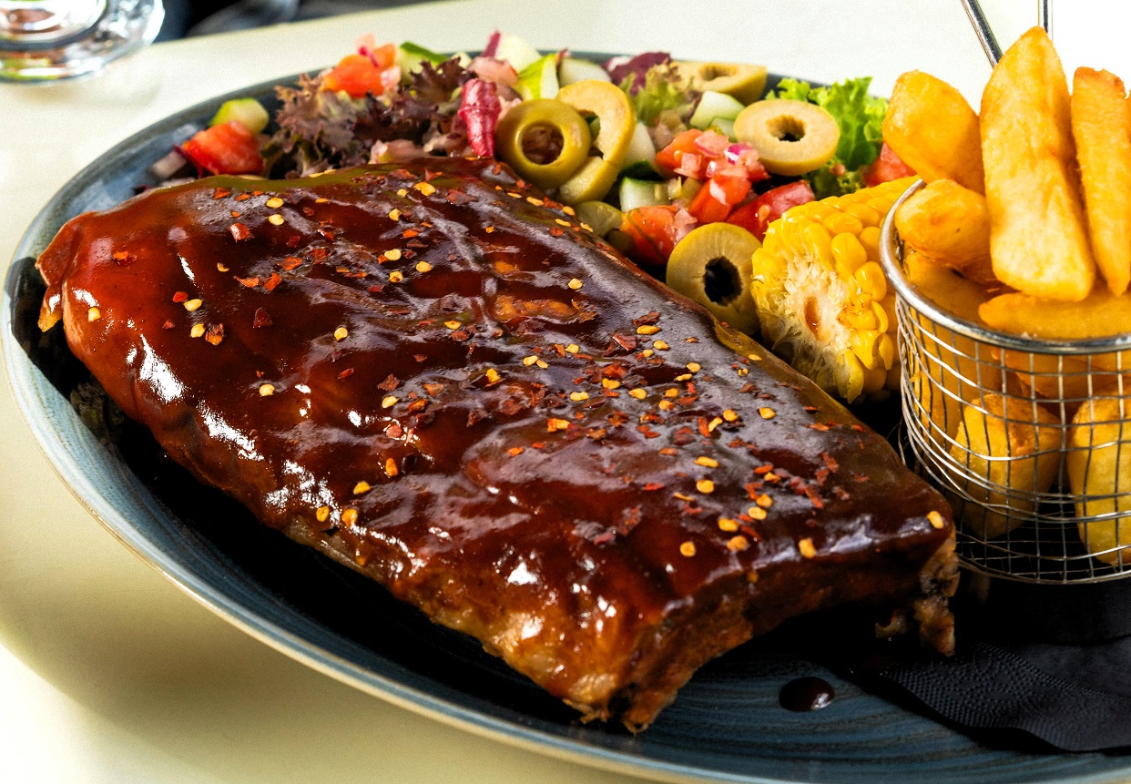 Discover the difference between baby back ribs and spare ribs, including their flavor, texture, and cooking methods. Learn which type of pork rib is perfect for your next BBQ or grilling session!