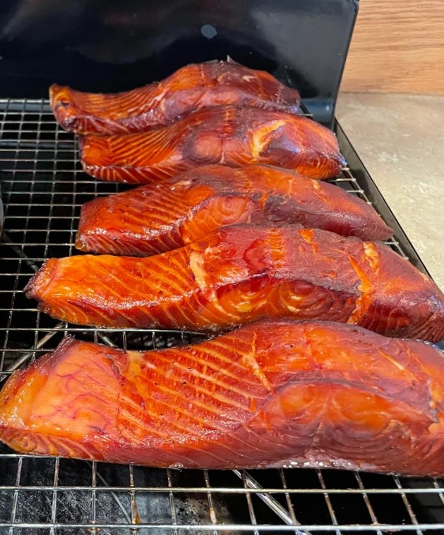 This easy smoked salmon recipe using a Masterbuilt smoke is perfect for beginners and seasoned chefs alike, guaranteeing a delicious, tender, and flavorful piece of smoked salmon every time.