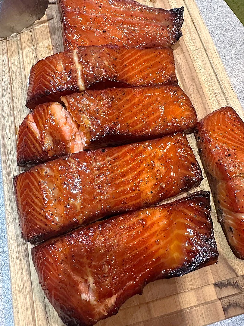 This easy smoked salmon recipe using a Masterbuilt smoke is perfect for beginners and seasoned chefs alike, guaranteeing a delicious, tender, and flavorful piece of smoked salmon every time.