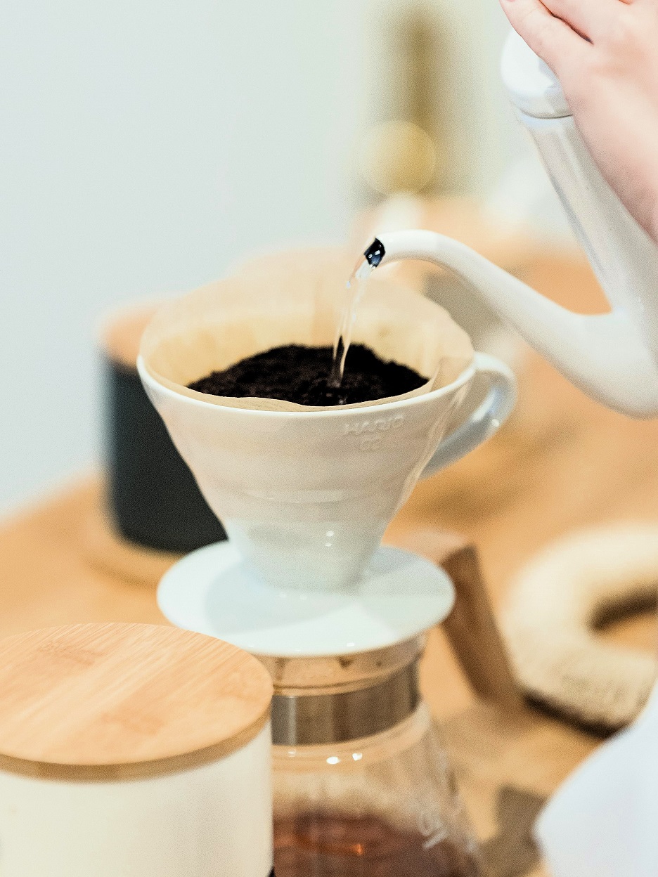 Discover the differences between cone vs basket coffee filters, including their impact on brewing, coffee flavor, and filter materials. Learn which filter type suits your coffee maker, from drip machines to pour-over setups, and how it affects your brew's taste and sustainability.