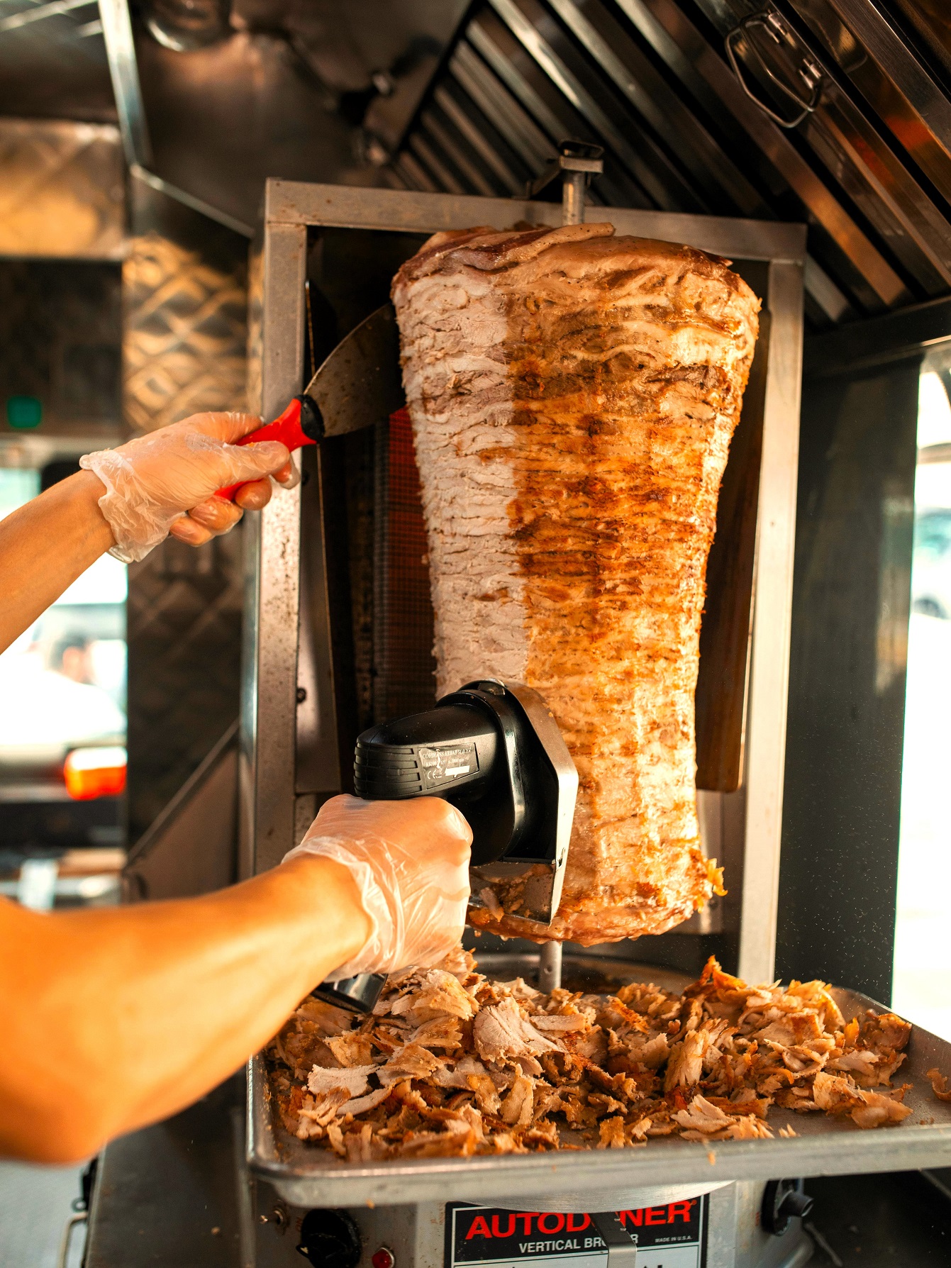 Discover the key differences between döner and gyro, two beloved street foods, including their origins, cultural significance, and variations.