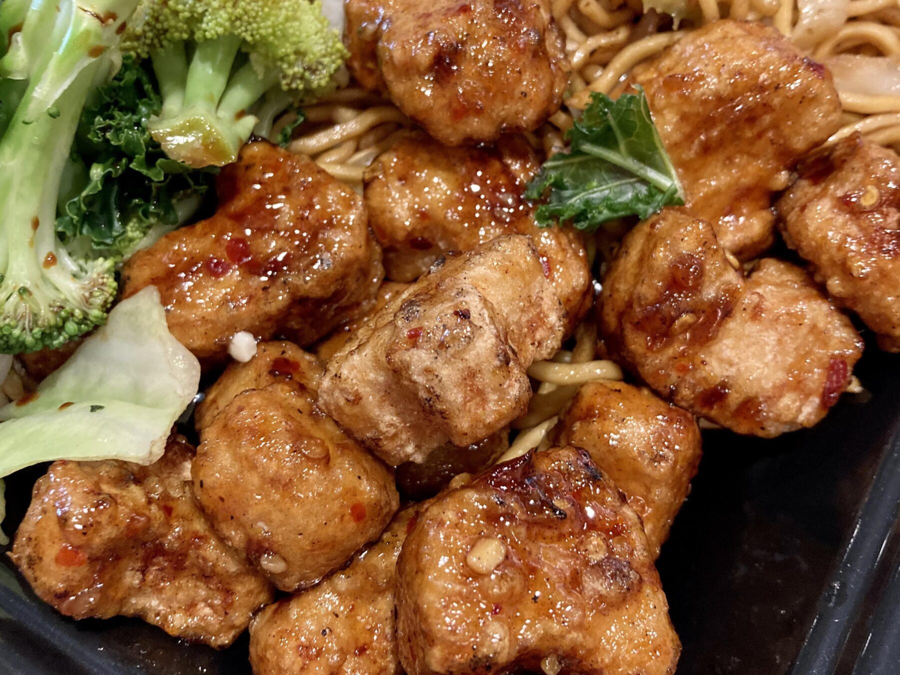 Explore Panda Express gluten-free options with our detailed menu guide, featuring safe dish recommendations, customization tips, and popular gluten-free choices.