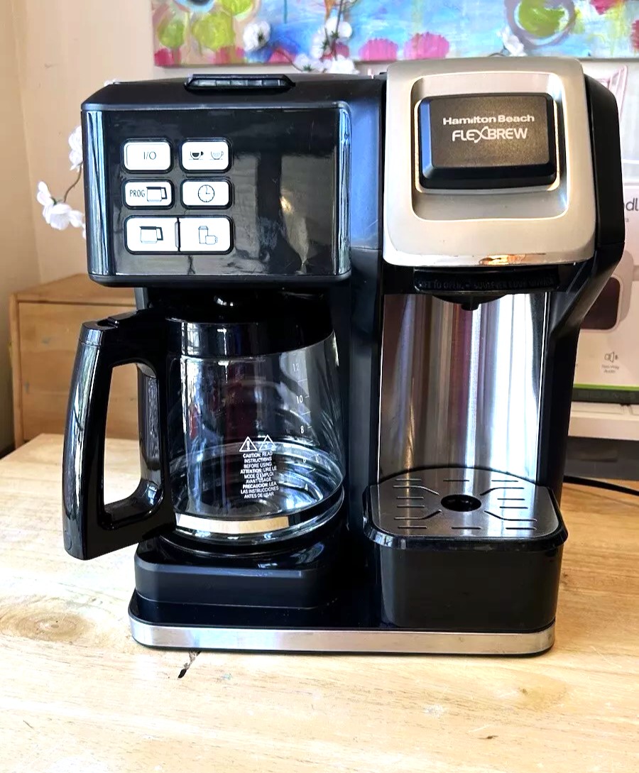 A detailed comparison of the Hamilton Beach Flexbrew vs Keurig Duo, exploring key features, performance, design, and value for money to help coffee lovers choose the best dual coffee maker.